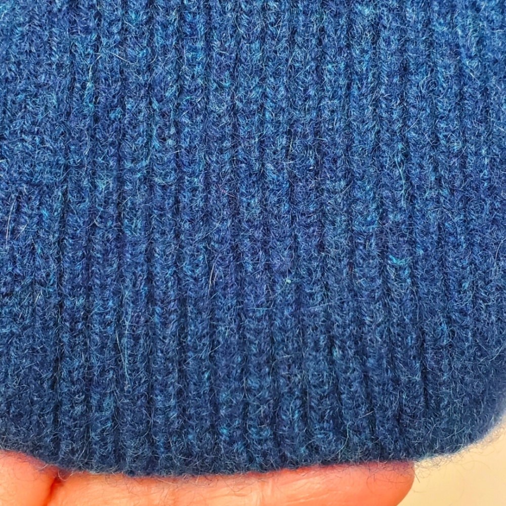 White+Warren Dark Teal Blue 100% Cashmere Sweater Size Small Minimalist - Picture 8 of 8